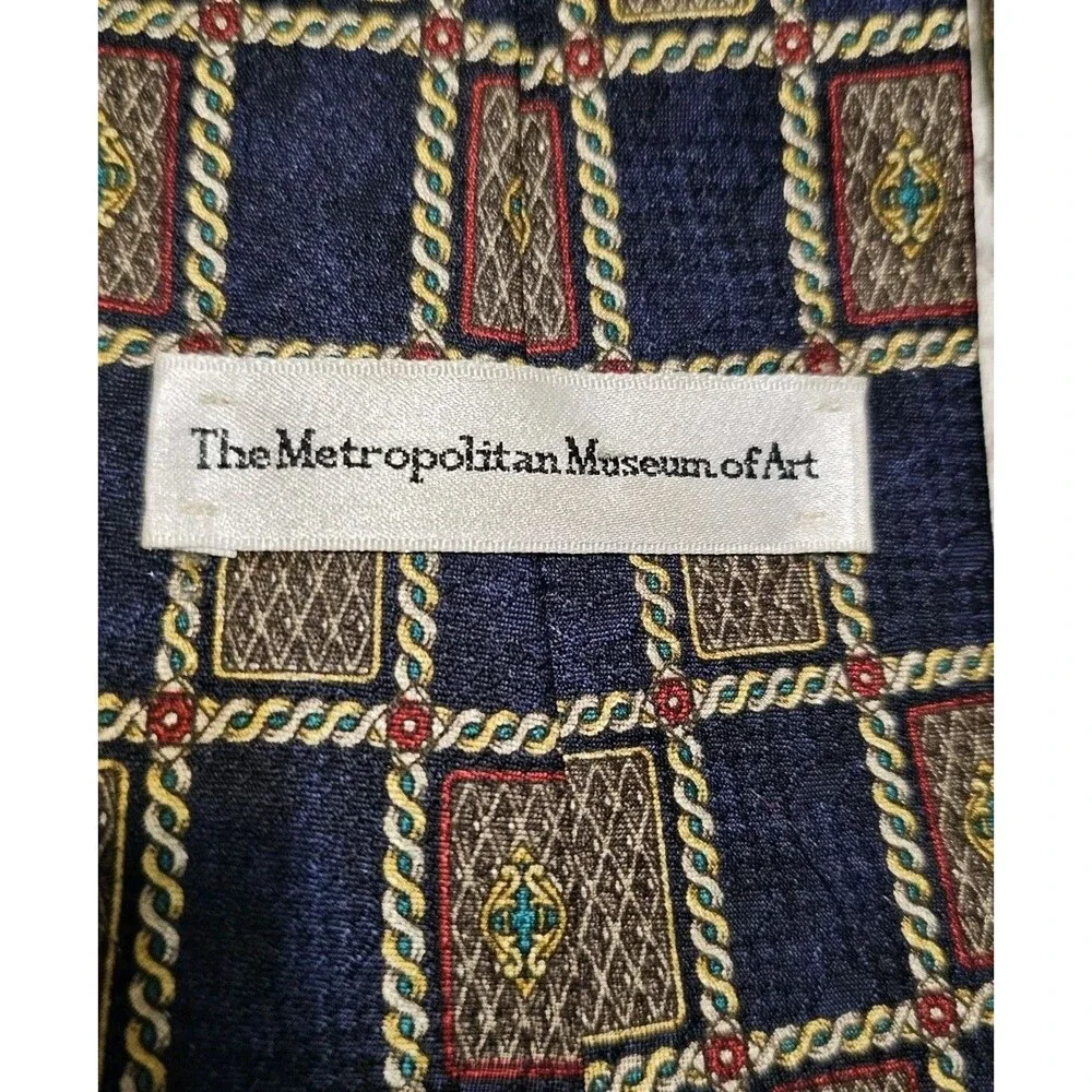 The Metropolitan Museum of Art Silk Tie Vintage Navy Gold Geometric Medallion